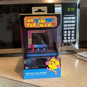 Me. Pac Man